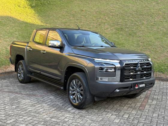 MITSUBISHI TRITON 2.4 BITURBO DIESEL CD HPE 4X4 AUTOMÁTICO